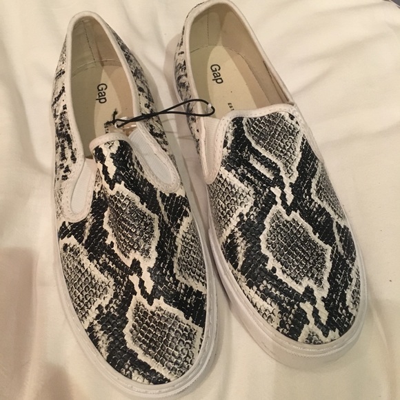 GAP Shoes - Sneak Skin Boat Shoes